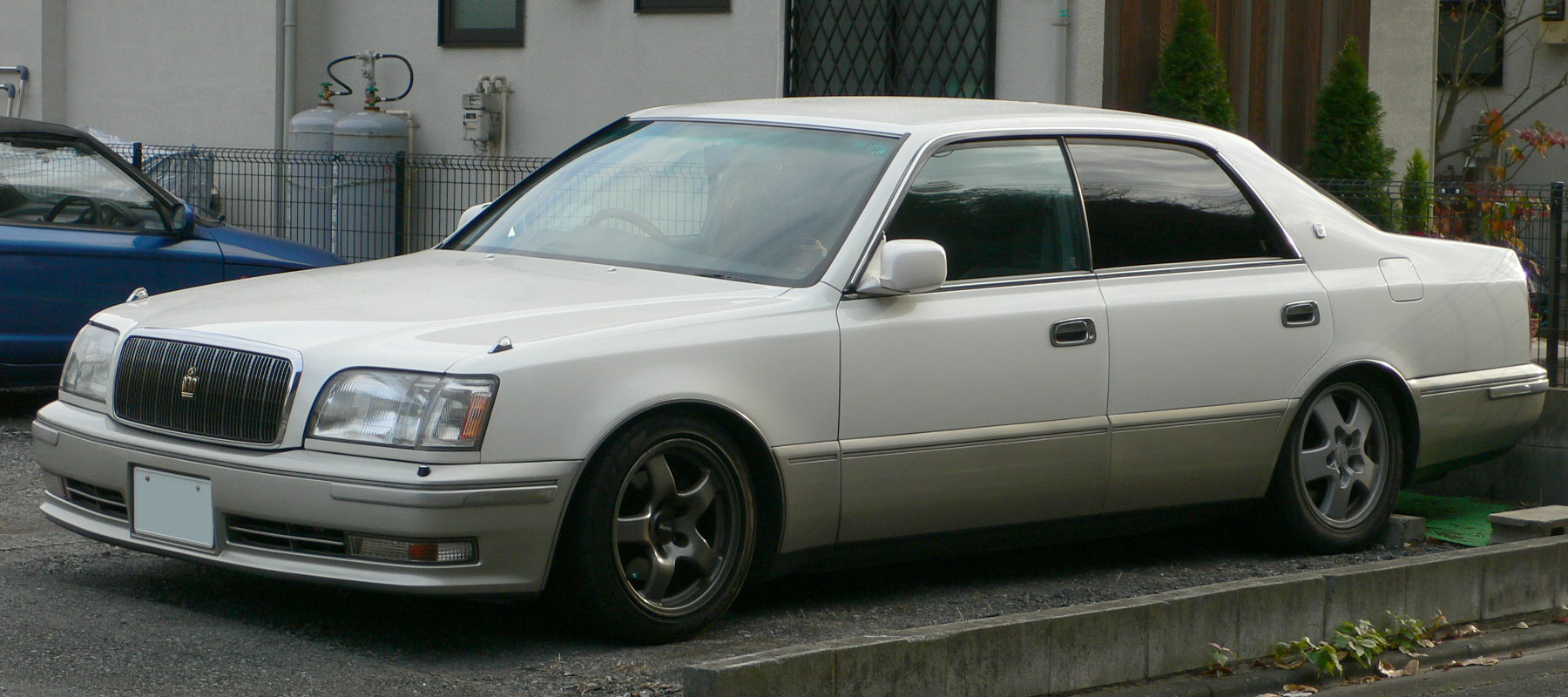 Toyota Crown Majesta S150
